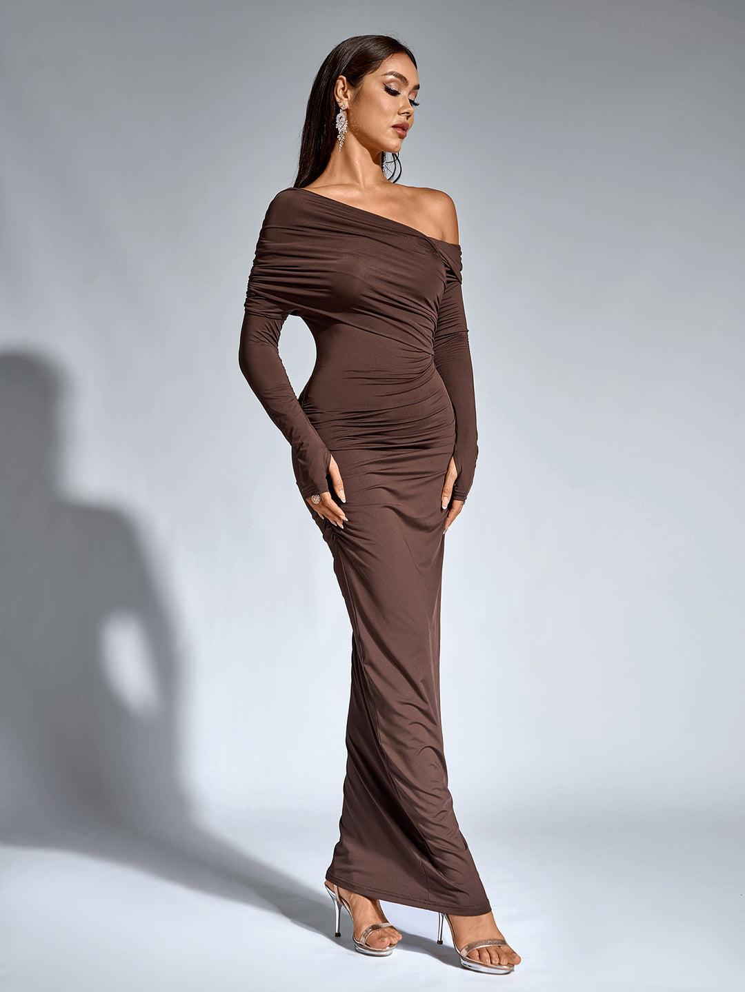 backless asymmetrical shoulder ruched bodycon dress#color_brown