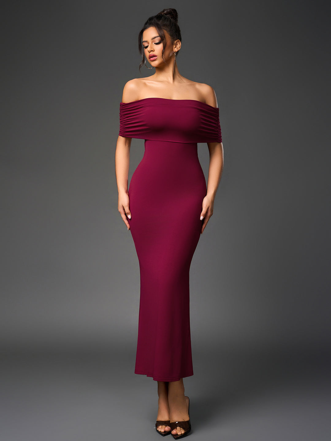 ruched cut out back off shoulder bodycon dress#color_wine