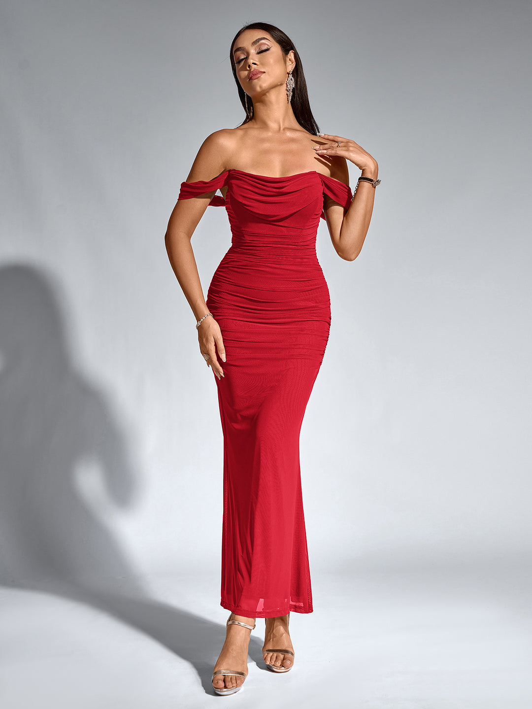 off shoulder ruched zipper back bodycon dress#color_red