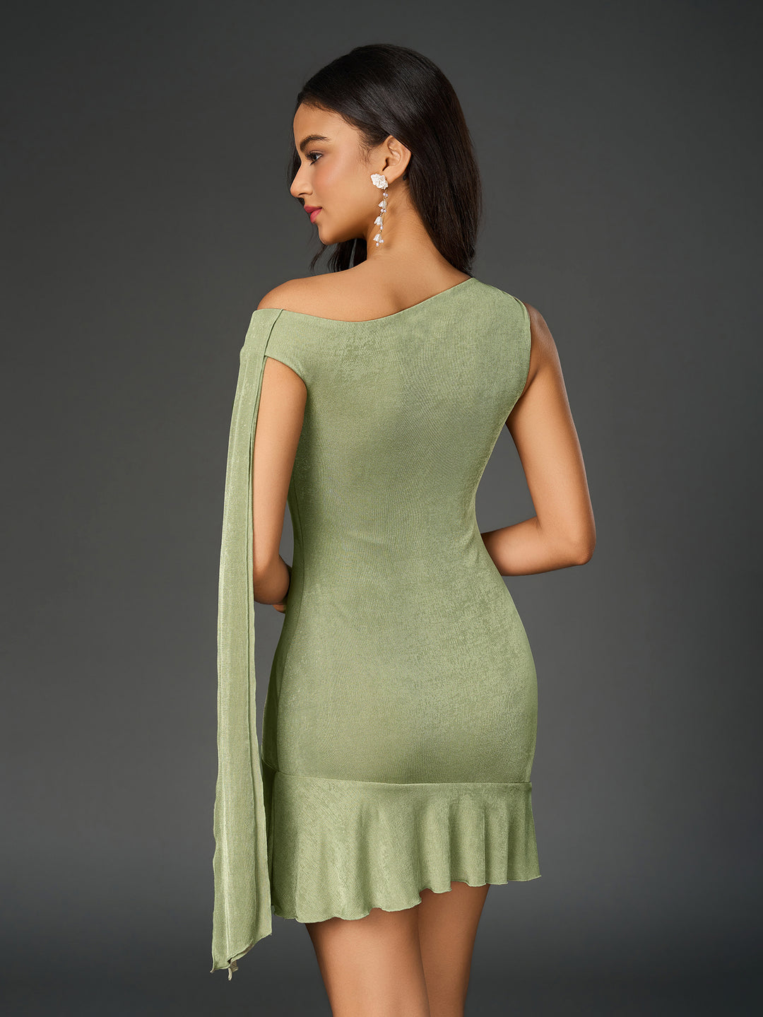 sleeveless off shoulder asymmetrical hem solid dress#color_green